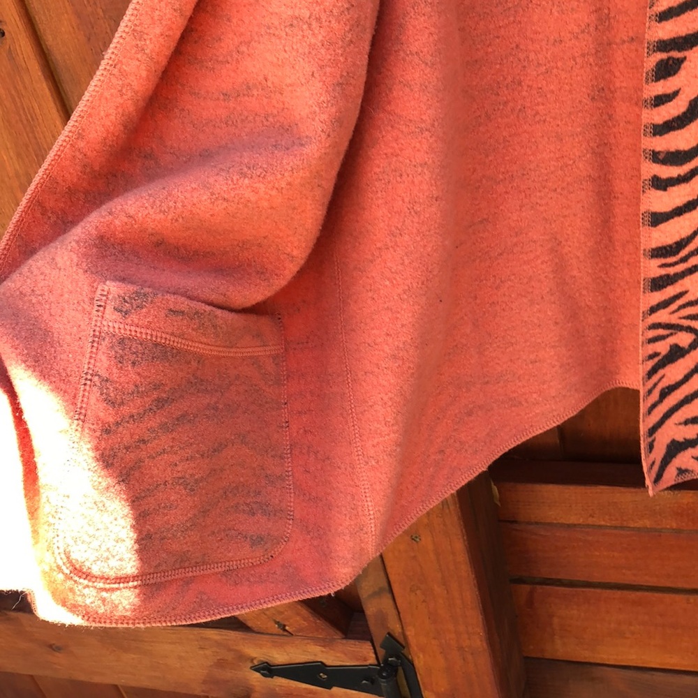 Light Jacket - image 3